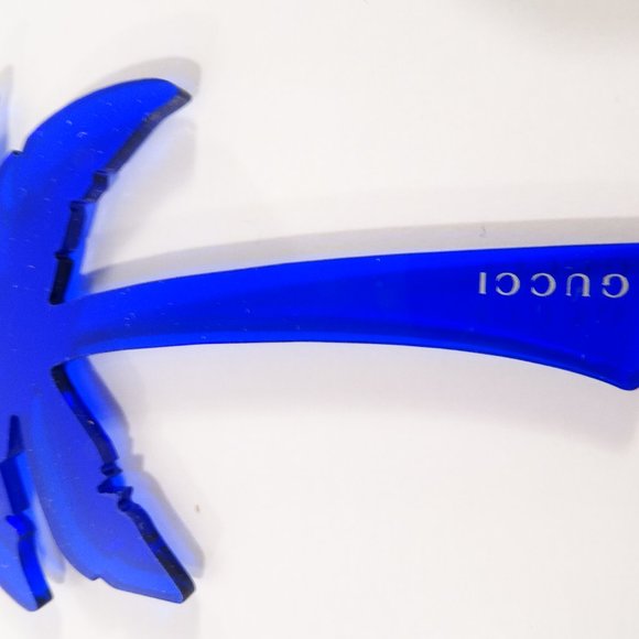 Gucci Blue Lucite Palm Tree Keychain in bag - Picture 5 of 15